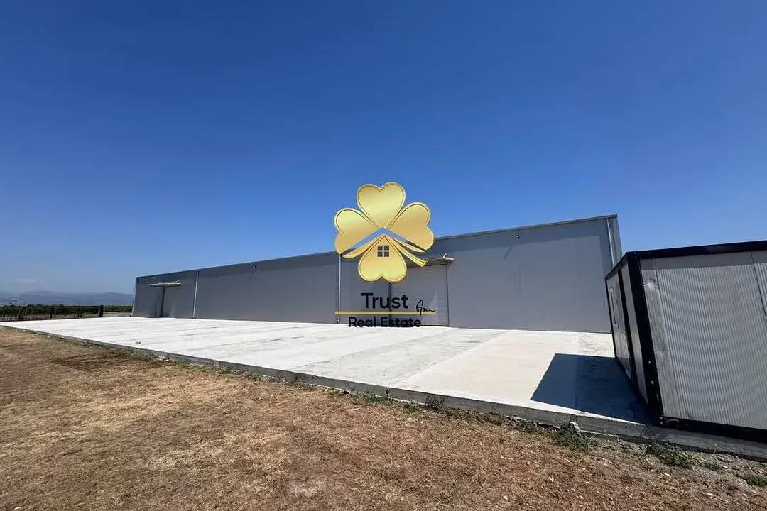 Izdavanje, poslovni prostor, 1000m², Podgorica, Crna Gora