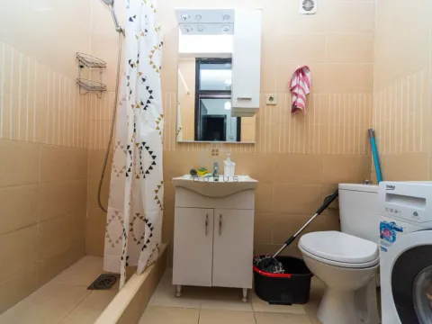 Izdavanje, jednosoban stan, 59m², Blok 5, Podgorica - image 8