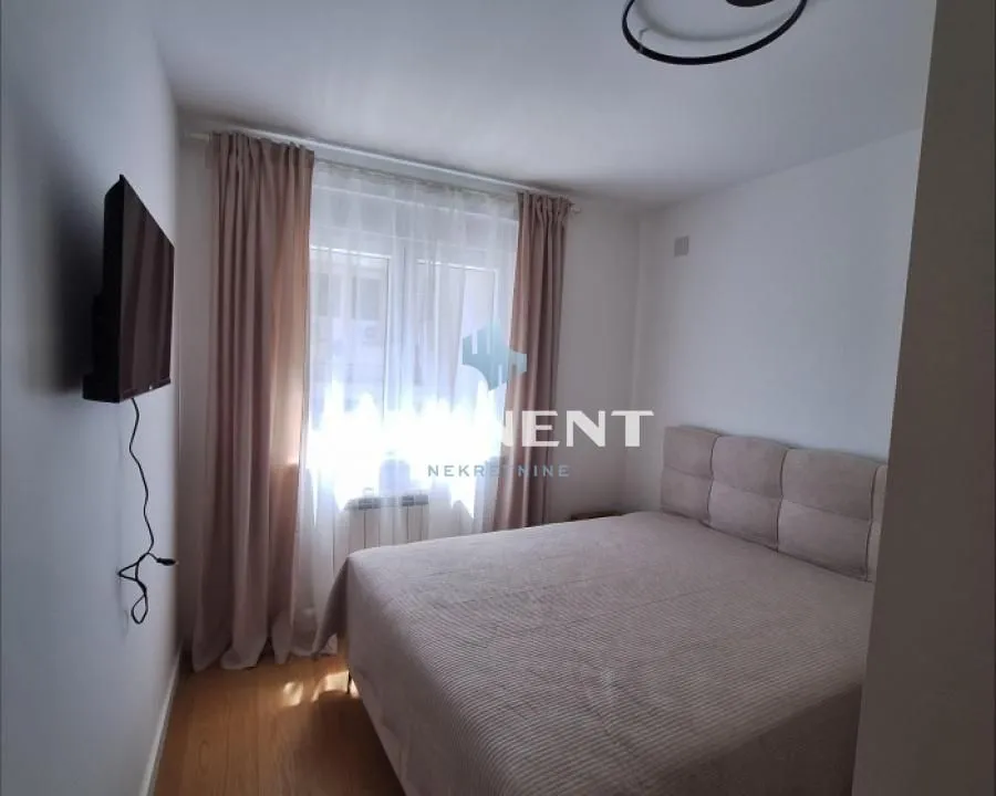 Rent, three bedroom apartment, 50m², Čukarica, Beograd