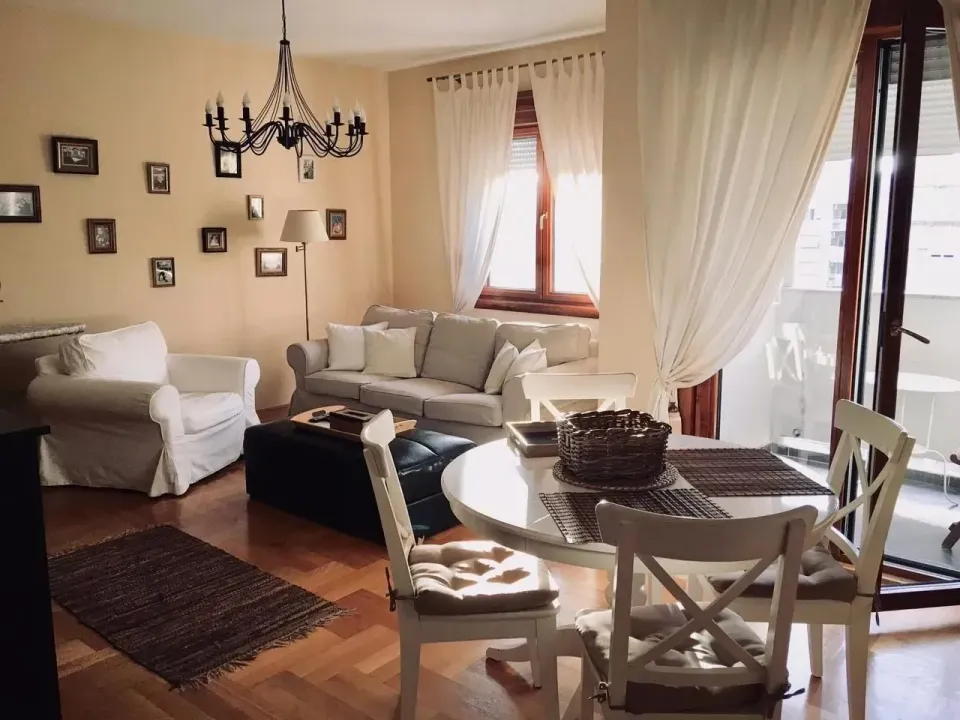 Rent, two bedroom apartment, 85m², Centar, Tivat