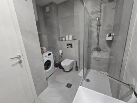 Prodaja, dvosoban stan, 68m², Central Point, Podgorica - image 9