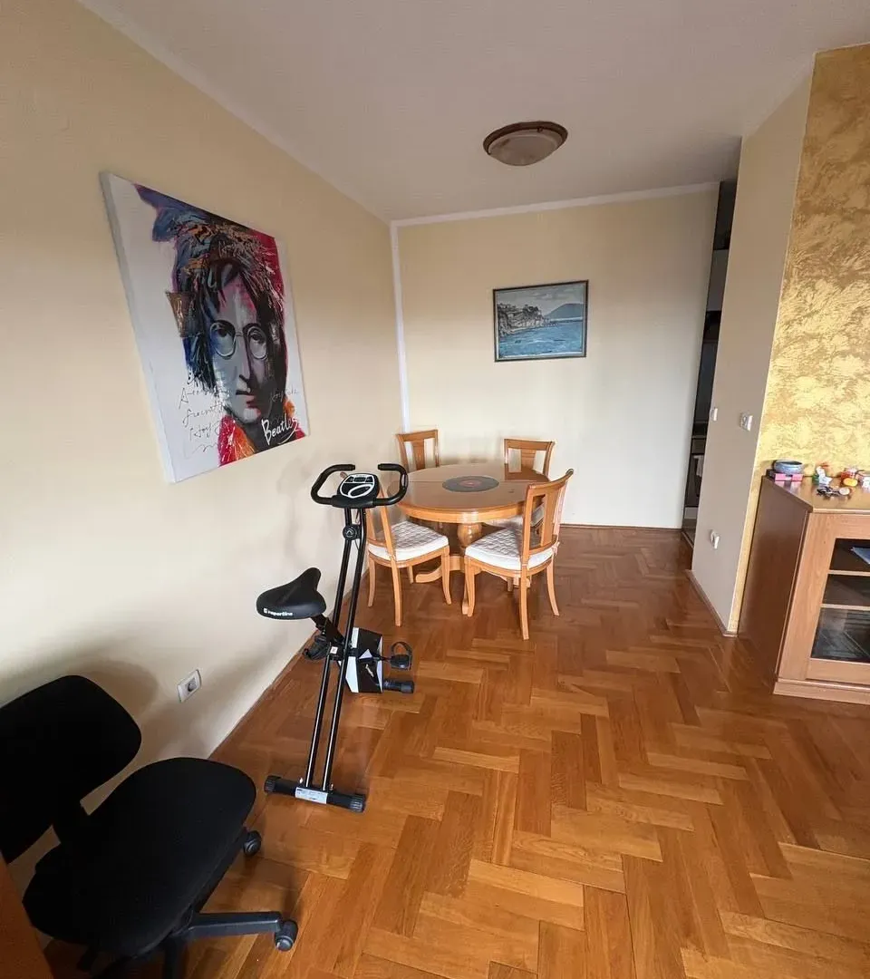 Prodaja, dvosoban stan, 79m², Stari Aerodrom, Podgorica