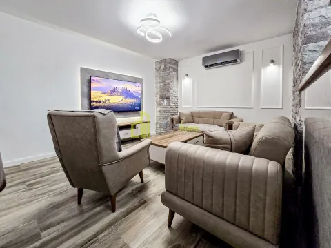 Prodaja, trosoban stan, 74m², Pobrežje, Podgorica - image 3