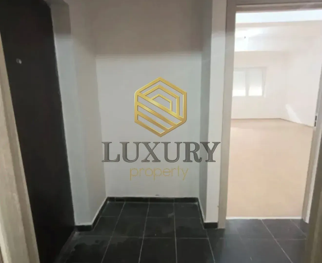 Izdavanje, dvosoban stan, 85m², Ljubović, Podgorica