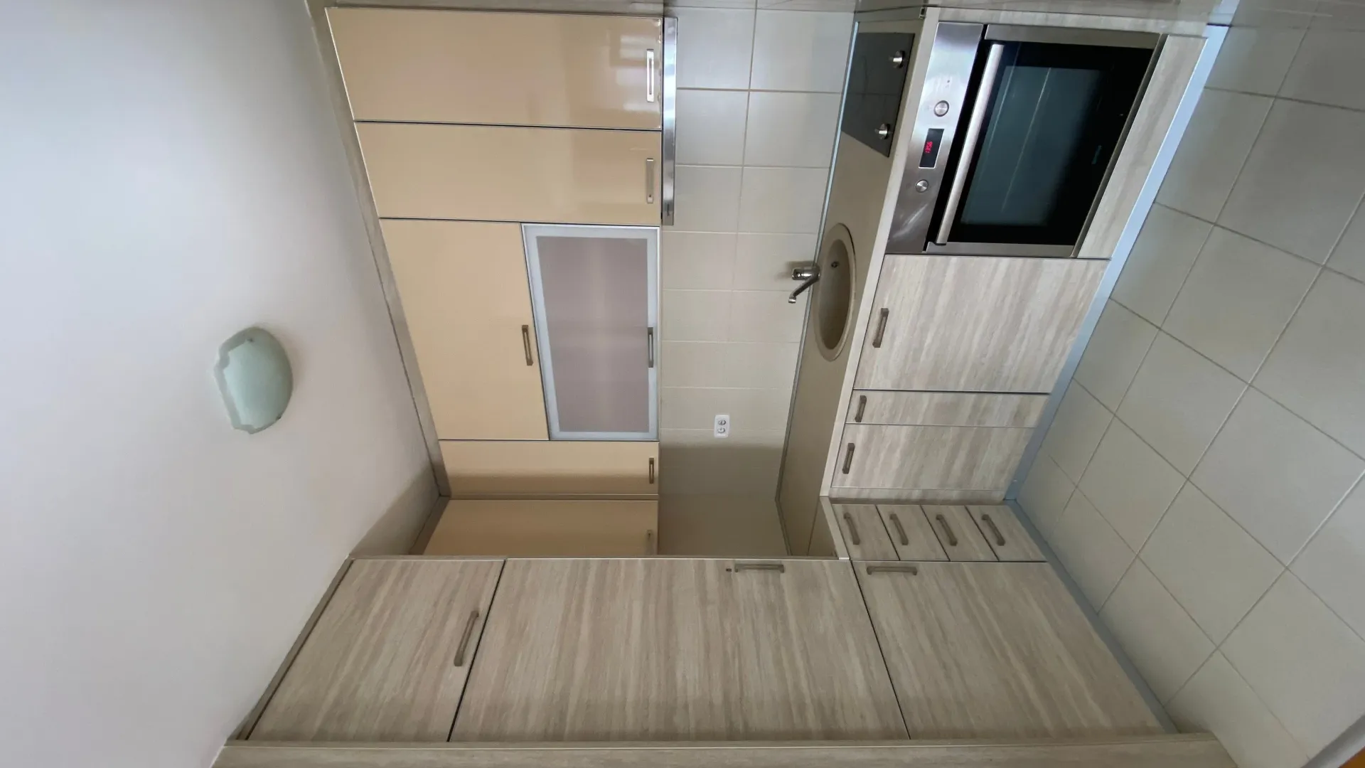 Rent, studio apartment, 40m², Tološka šuma, Podgorica