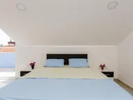 Prodaja, kuća, 357m², Podkošljun, Budva - image 11