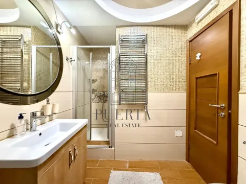 Izdavanje, dvosoban stan, 90m², Stari Aerodrom, Podgorica - image 16