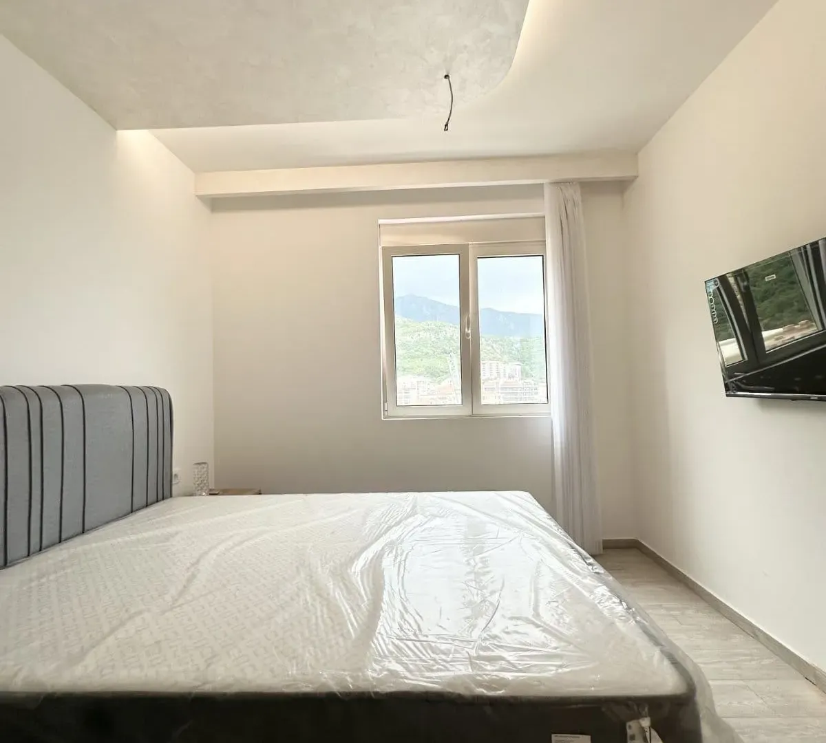 Prodaja, dvosoban stan, 74m², Bečići, Budva