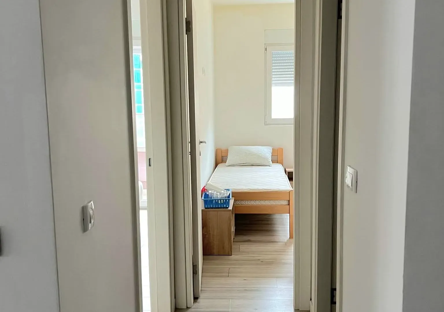 Izdavanje, dvosoban stan, 53m², Rozino, Budva