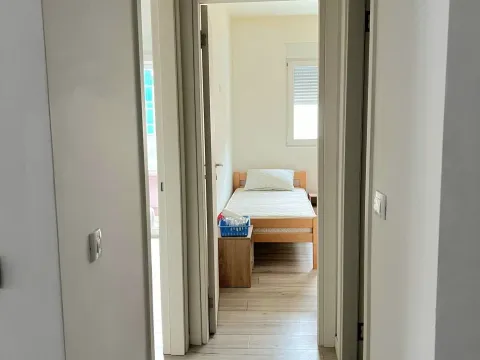 Rent, two bedroom apartment, 53m², Rozino, Budva - image 9