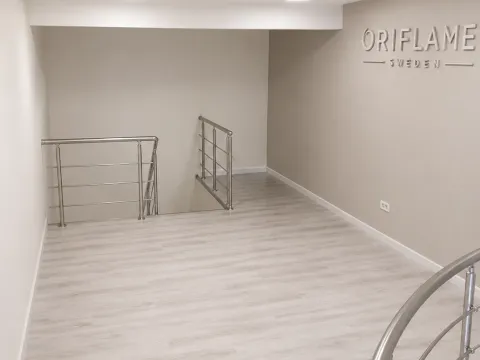Izdavanje, poslovni prostor, 80m², Kod Capital Plaze, Podgorica - image 10