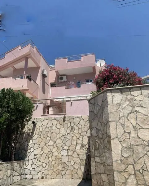 Prodaja, kuća, 300m², Bar, Crna Gora