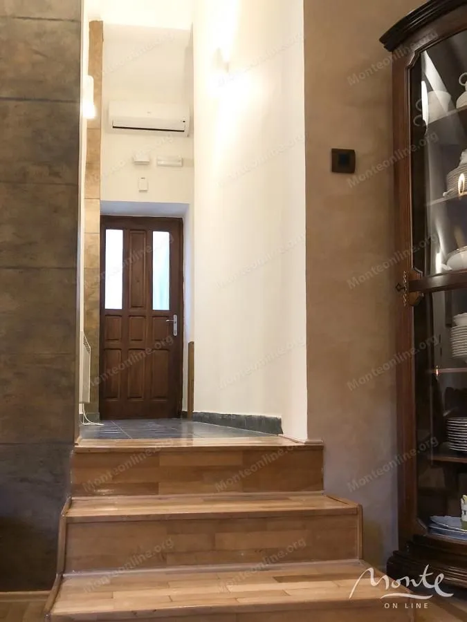 Prodaja, dvosoban stan, 50m², Grad, Kotor