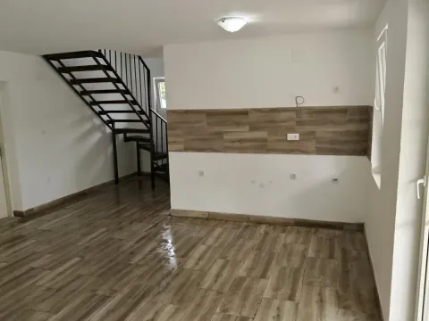 Prodaja, kuća, 57m², Bečej, Novi Sad - image 11