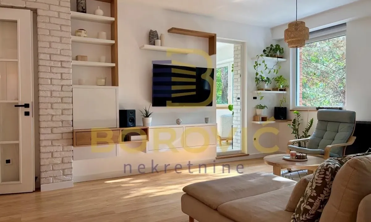 Sale, three bedroom apartment, 85m², Višnjička Banja, Palilula Sve Podlokacije