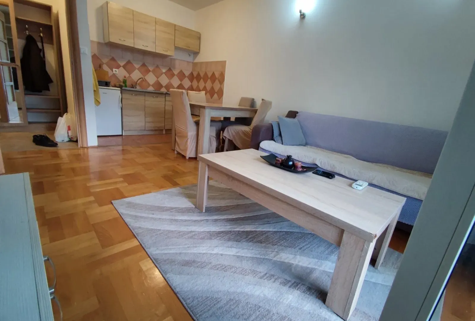 Rent, one bedroom apartment, 40m², Stari Aerodrom, Podgorica