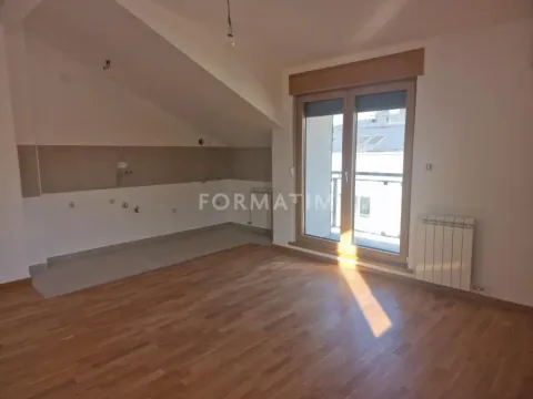 Prodaja, dvosoban stan, 63m², Kluz, Zvezdara Sve Podlokacije - image 15