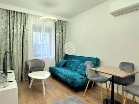 Izdavanje, kuća, 65m², Momišići, Podgorica - image 2