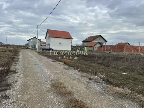 Prodaja, plac, 1100m², Zemun Ugrinovci, Zemun Sve Podlokacije - image 3