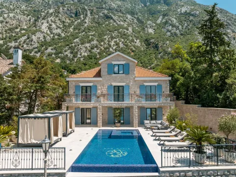 Sale, house, 819m², Ljuta, Kotor - image 2