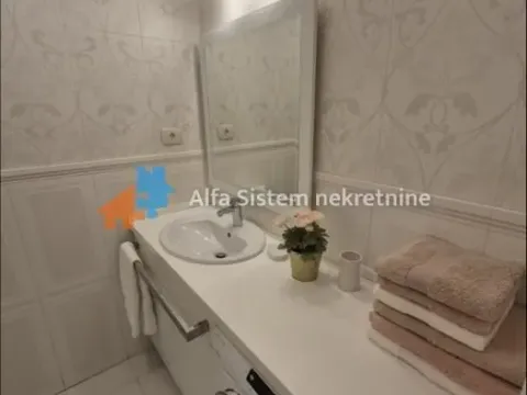 Rent, three bedroom apartment, 117m², Stari Grad, Beograd - image 17