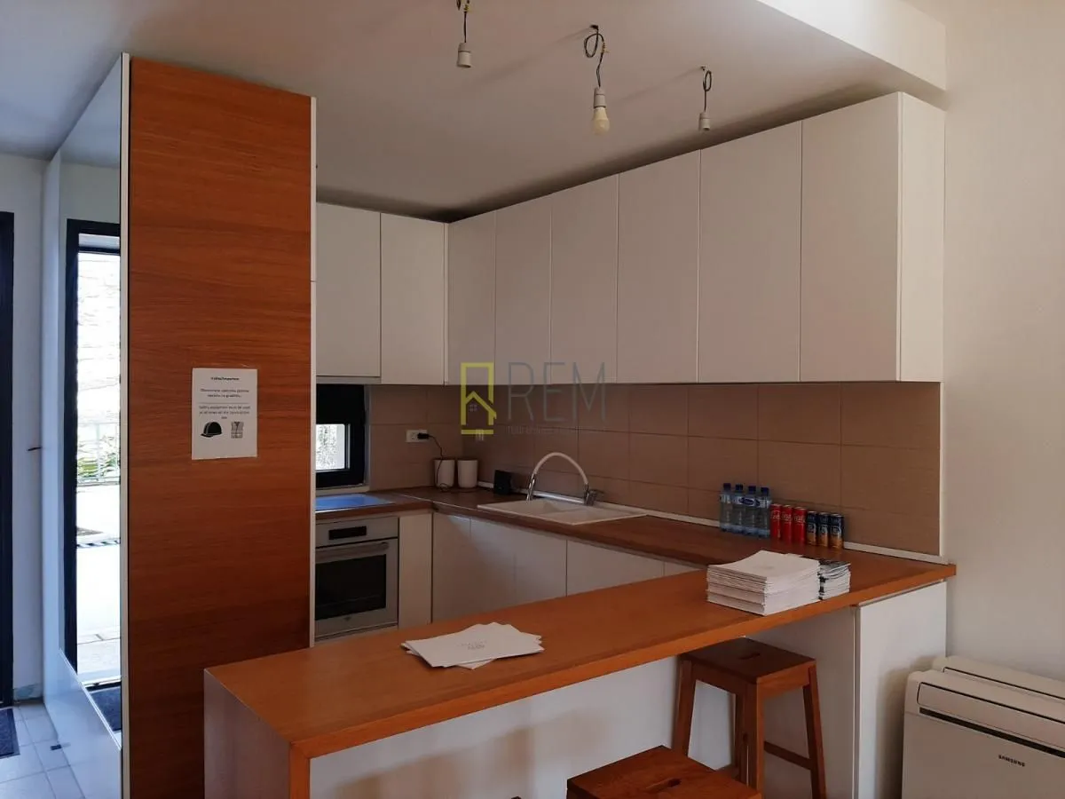 Prodaja, trosoban stan, 106m², Zagorič, Podgorica
