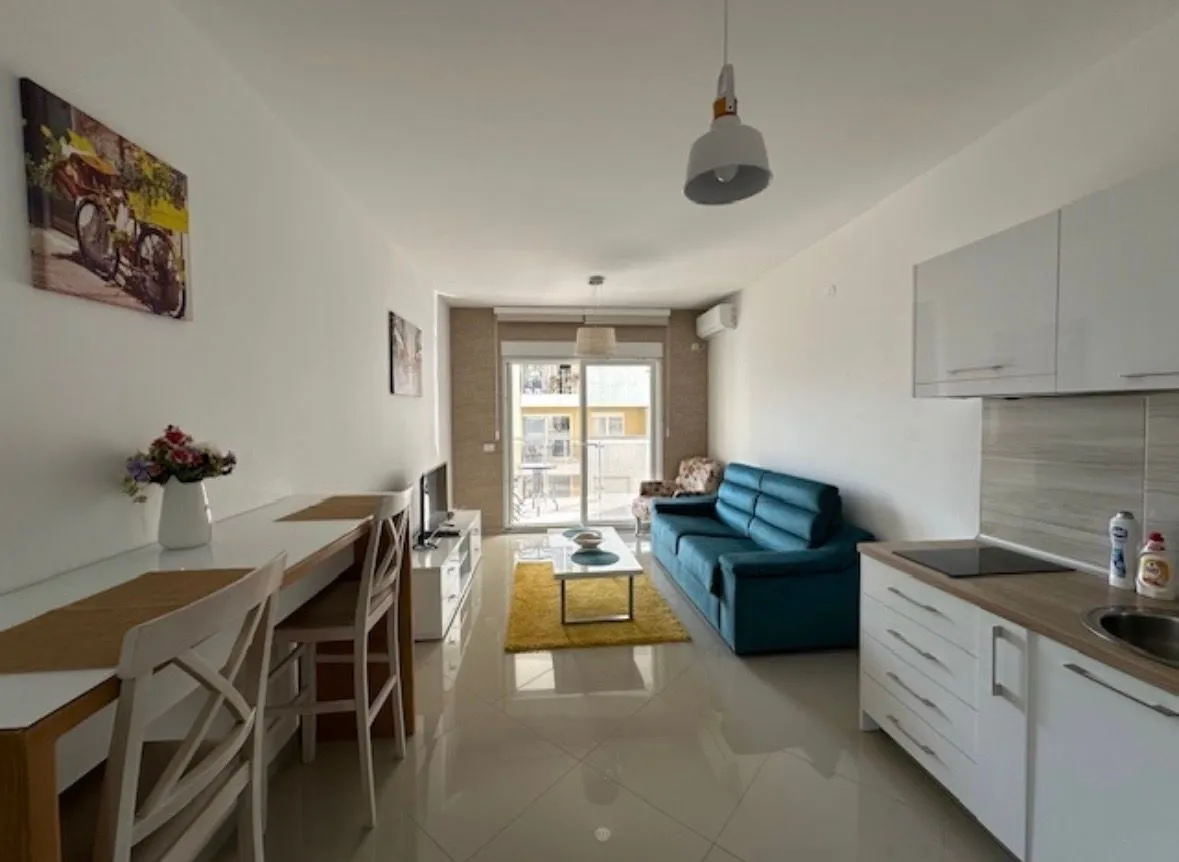 Izdavanje, garsonjera, 35m², Šušanj, Bar