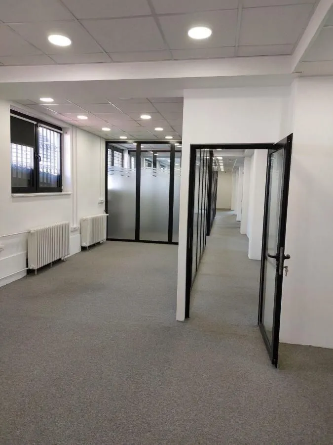 Rent, office space, 200m², Lekino Brdo, Voždovac Sve Podlokacije