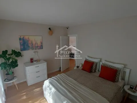 Sale, three bedroom apartment, 74m², Višnjička Banja, Palilula Sve Podlokacije - image 6