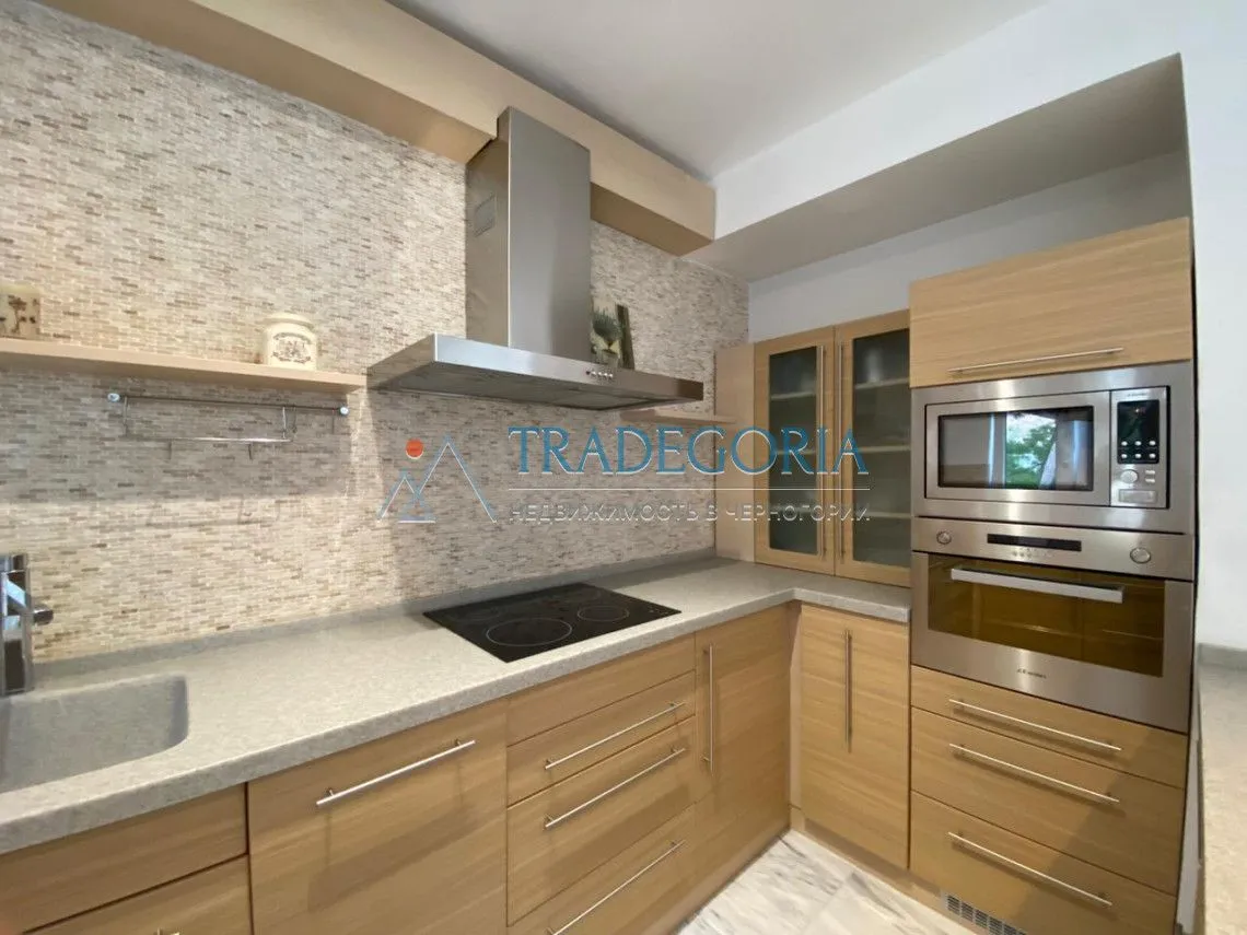 Prodaja, trosoban stan, 106m², Sveti Stefan, Budva