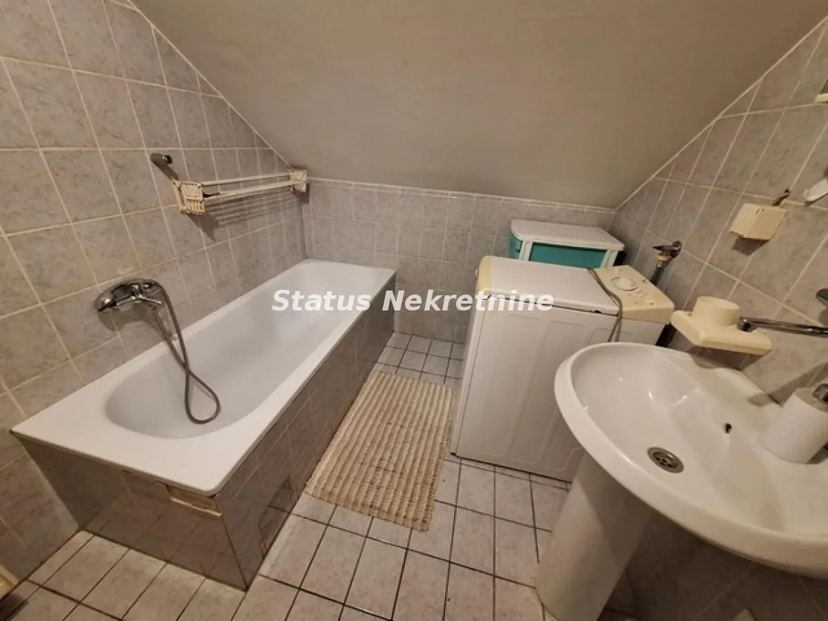 Izdavanje, jednosoban stan, 36m², Grbavica, Novi Sad Sve Podlokacije