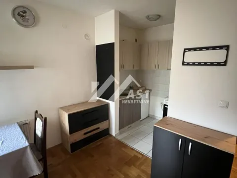 Izdavanje, stan, 25m², Centar, Novi Sad - image 2