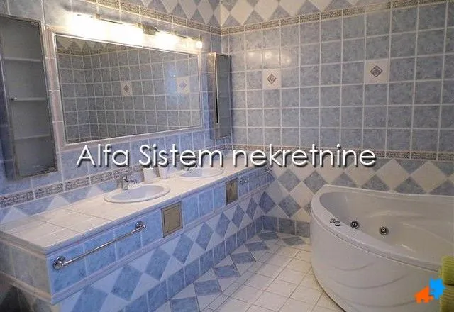 Rent, house, 400m², Voždovac Sve Podlokacije, Beograd