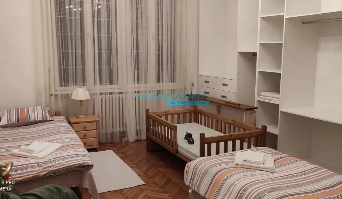 Izdavanje, stan, 144m², Palilula Sve Podlokacije, Beograd
