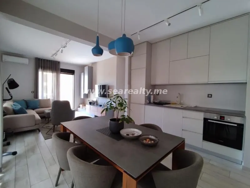 Sale, two bedroom apartment, 92m², Donja Lastva, Tivat