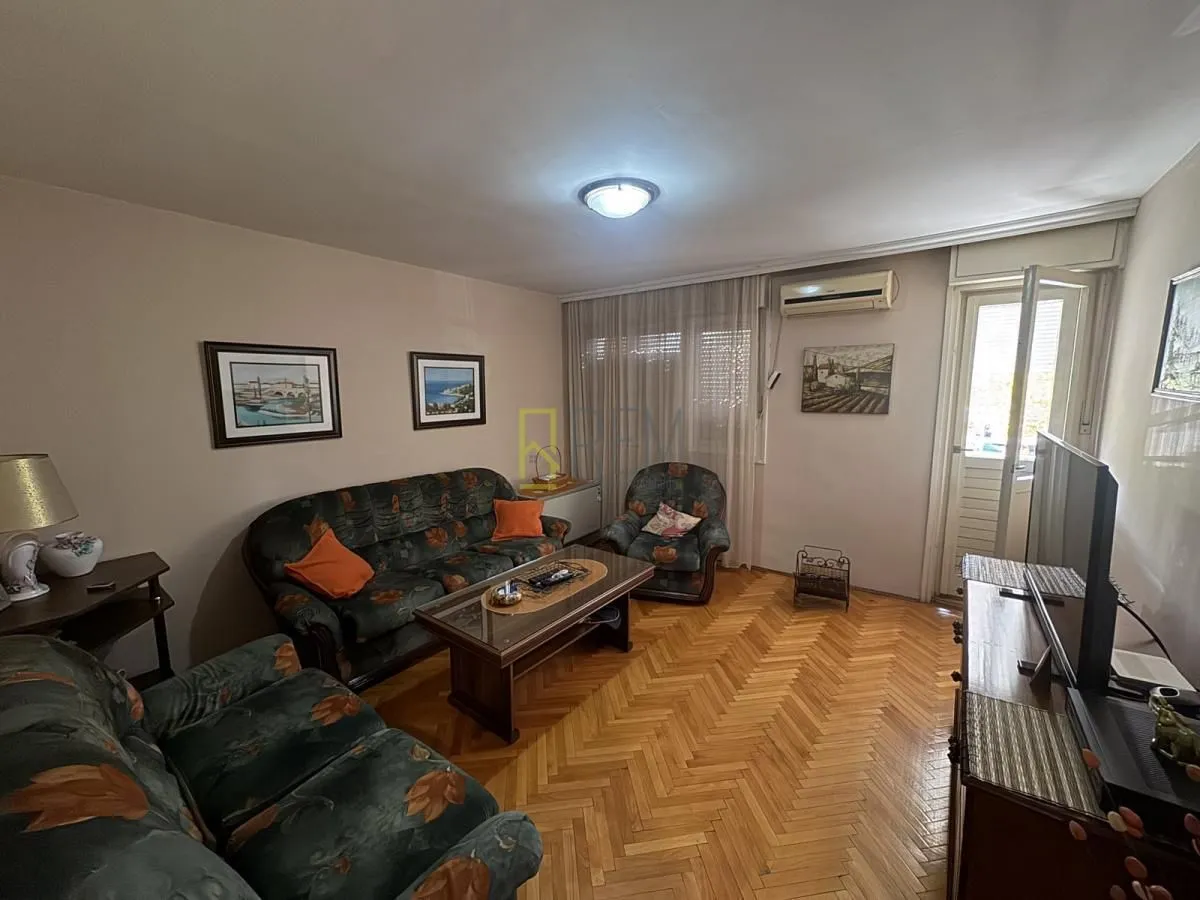 Prodaja, jednosoban stan, 60m², Zabjelo, Podgorica