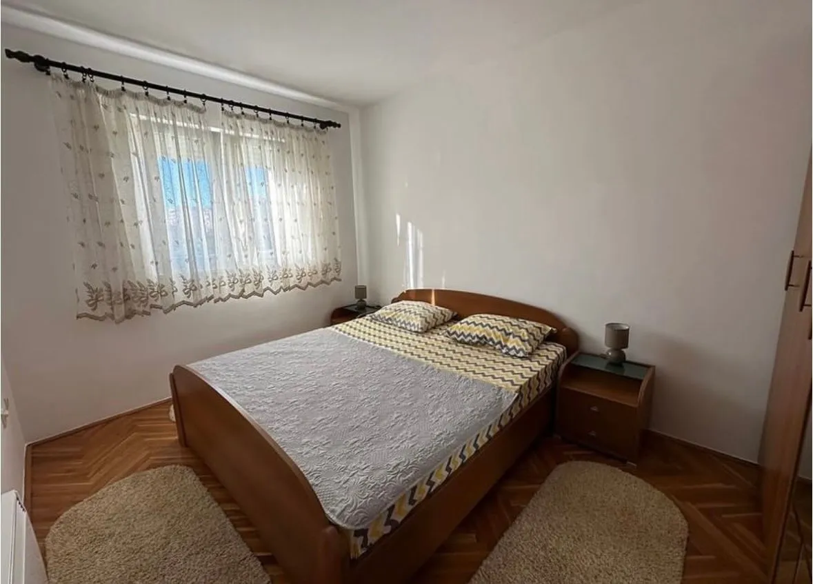 Rent, two bedroom apartment, 84m², Centar, Bar