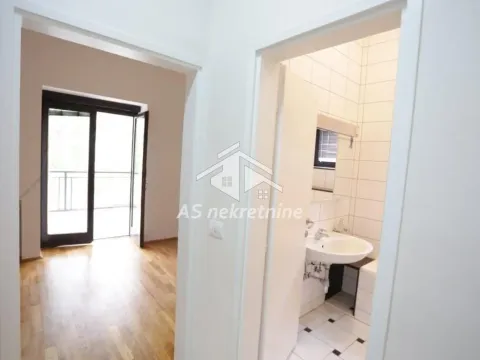 Rent, house, 550m², Savski Venac, Beograd - image 9