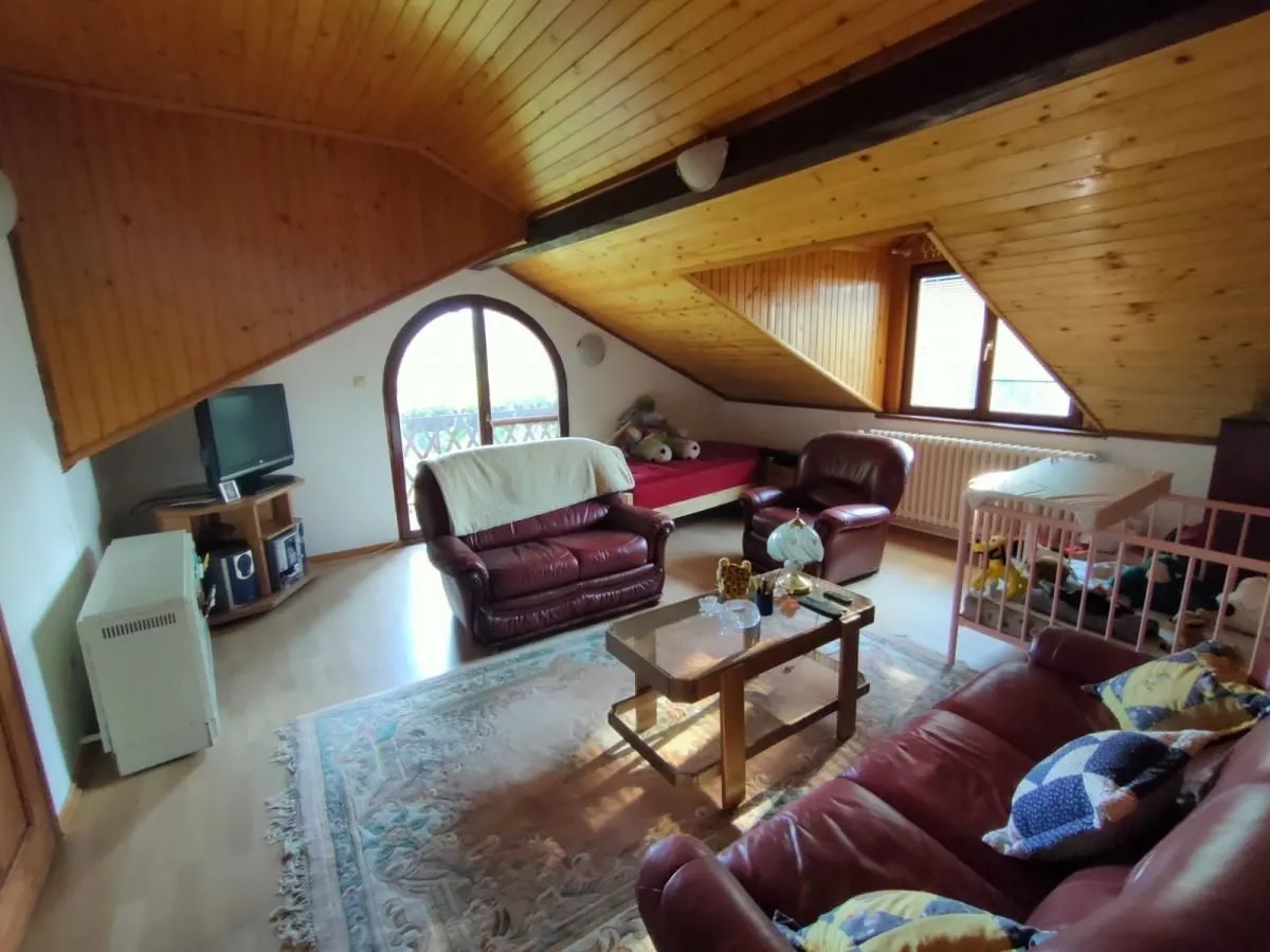 Prodaja, kuća, 250m², Sremska Kamenica, Petrovaradin