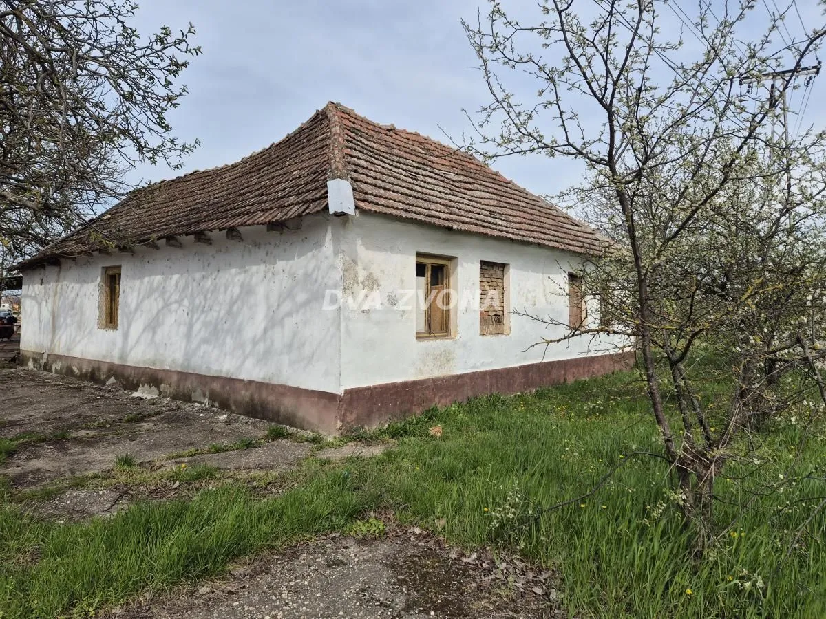 Prodaja, kuća, 146m², Novi Bečej, Zrenjanin