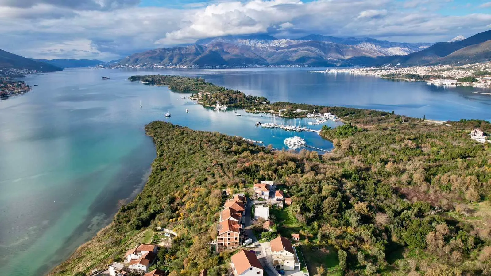 Prodaja, plac, 3789m², Tivat, Crna Gora