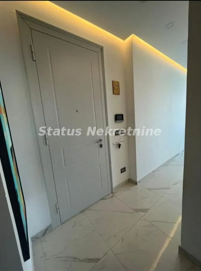 Rent, four bedroom apartment, 136m², Sremska Kamenica, Petrovaradin