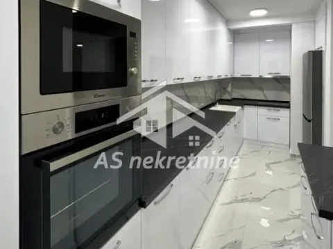 Rent, two bedroom apartment, 64m², Stari Grad, Beograd - image 7