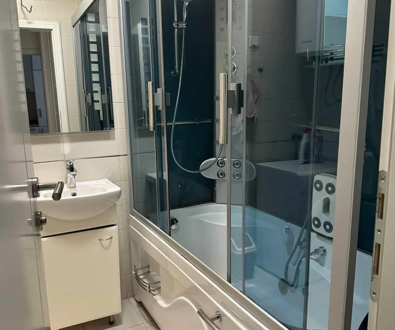Rent, one bedroom apartment, 60m², Stari Aerodrom, Podgorica
