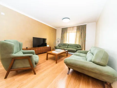 Sale, house, 200m², Rogami, Podgorica - image 9