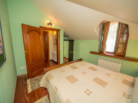 Sale, house, 168m², Cetinje, Crna Gora - image 26