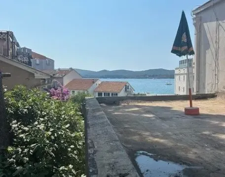 Izdavanje, dvosoban stan, 70m², Centar, Tivat - image 9