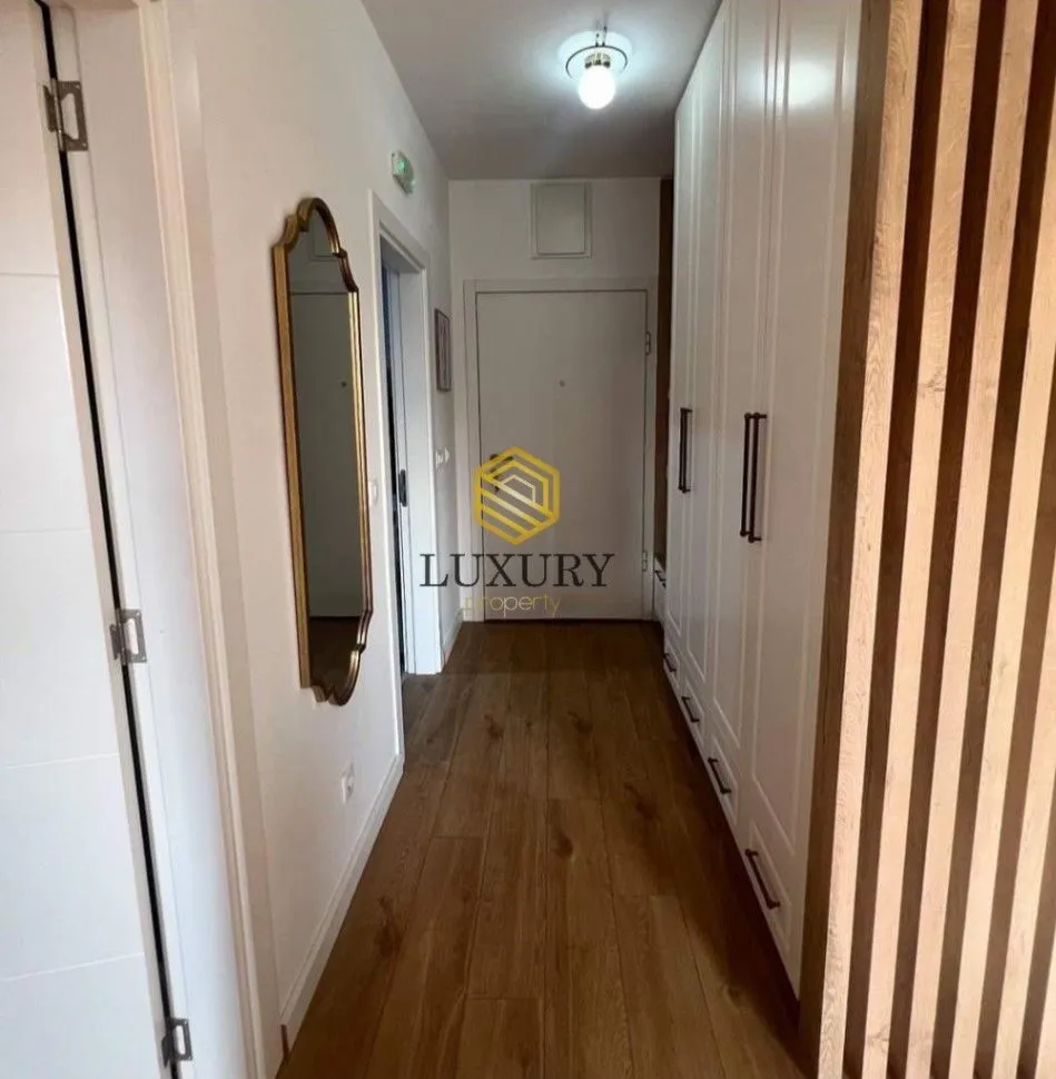 Sale, apartment, 43m², Centar, Bar