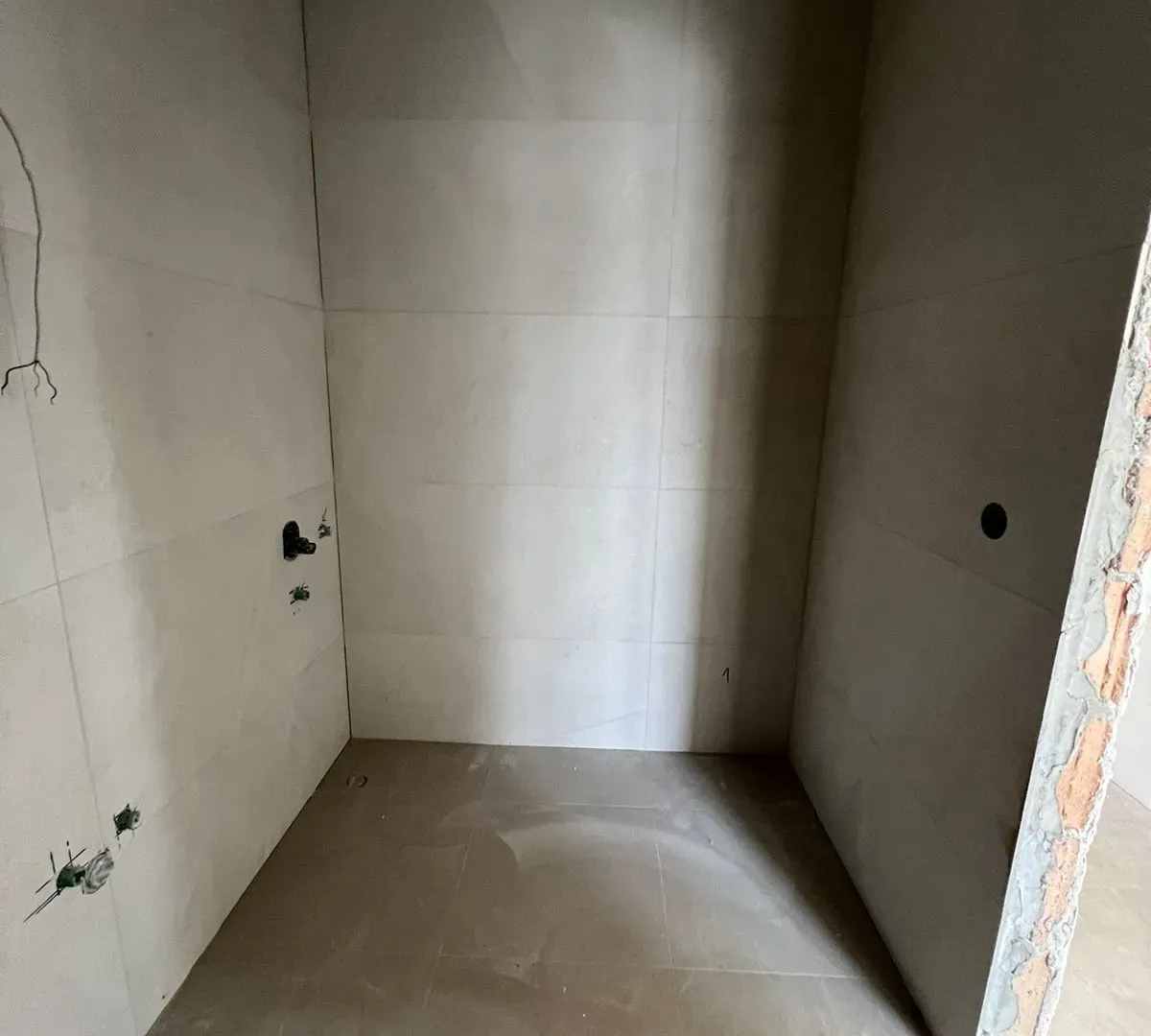 Prodaja, četvorosoban stan, 126m², Tivat, Crna Gora