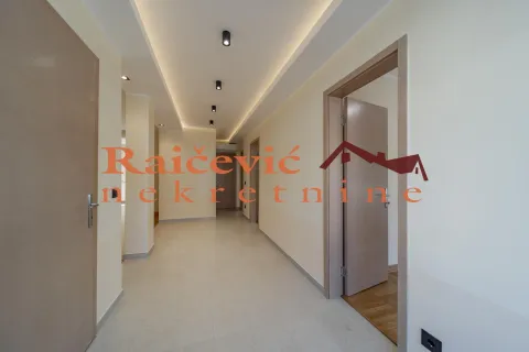 Prodaja, četvorosoban stan, 123m², Voždovac Sve Podlokacije, Beograd - image 11